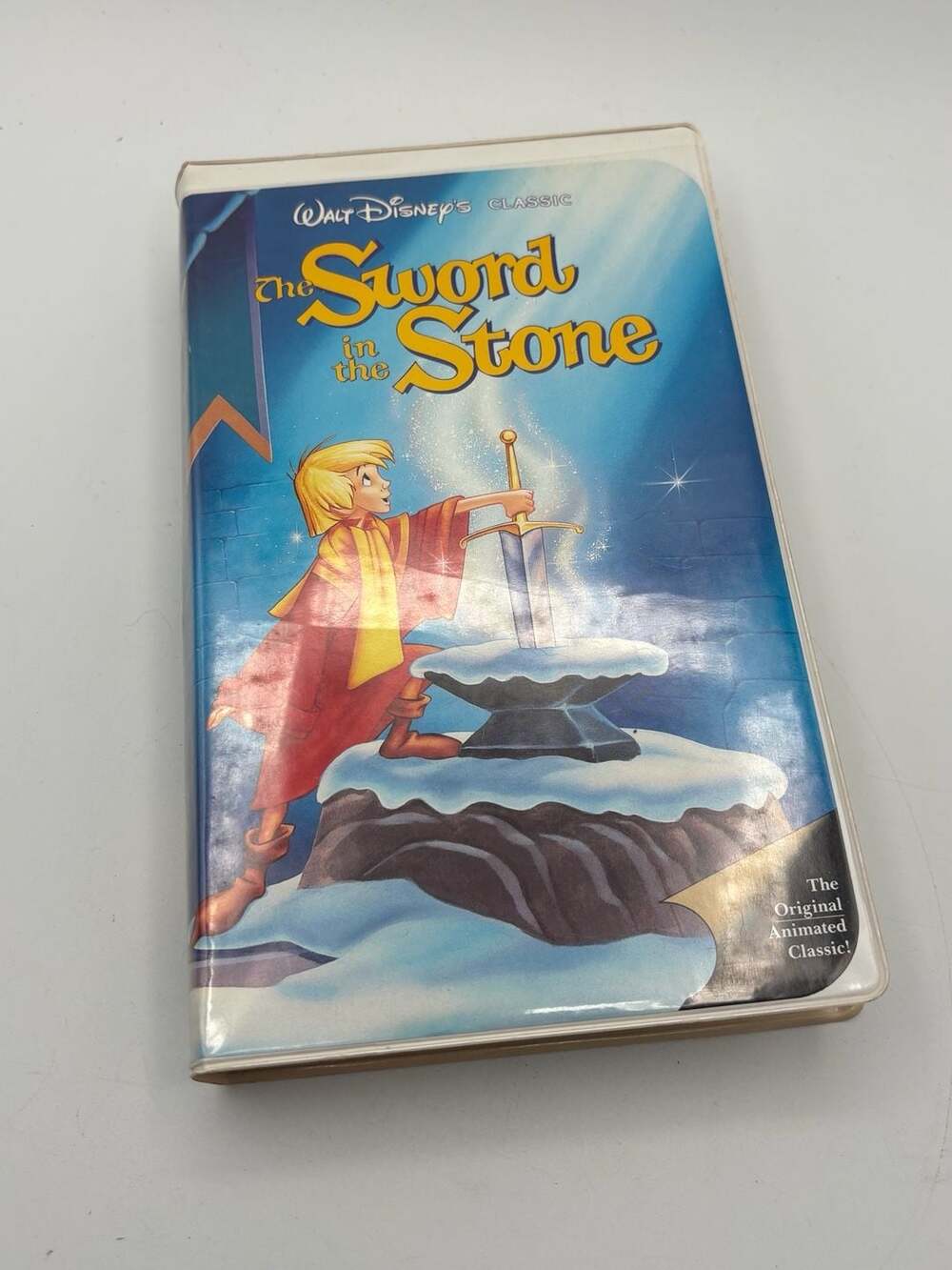 Walt Disney's The Sword in the Stone Black Diamond Classic VHS